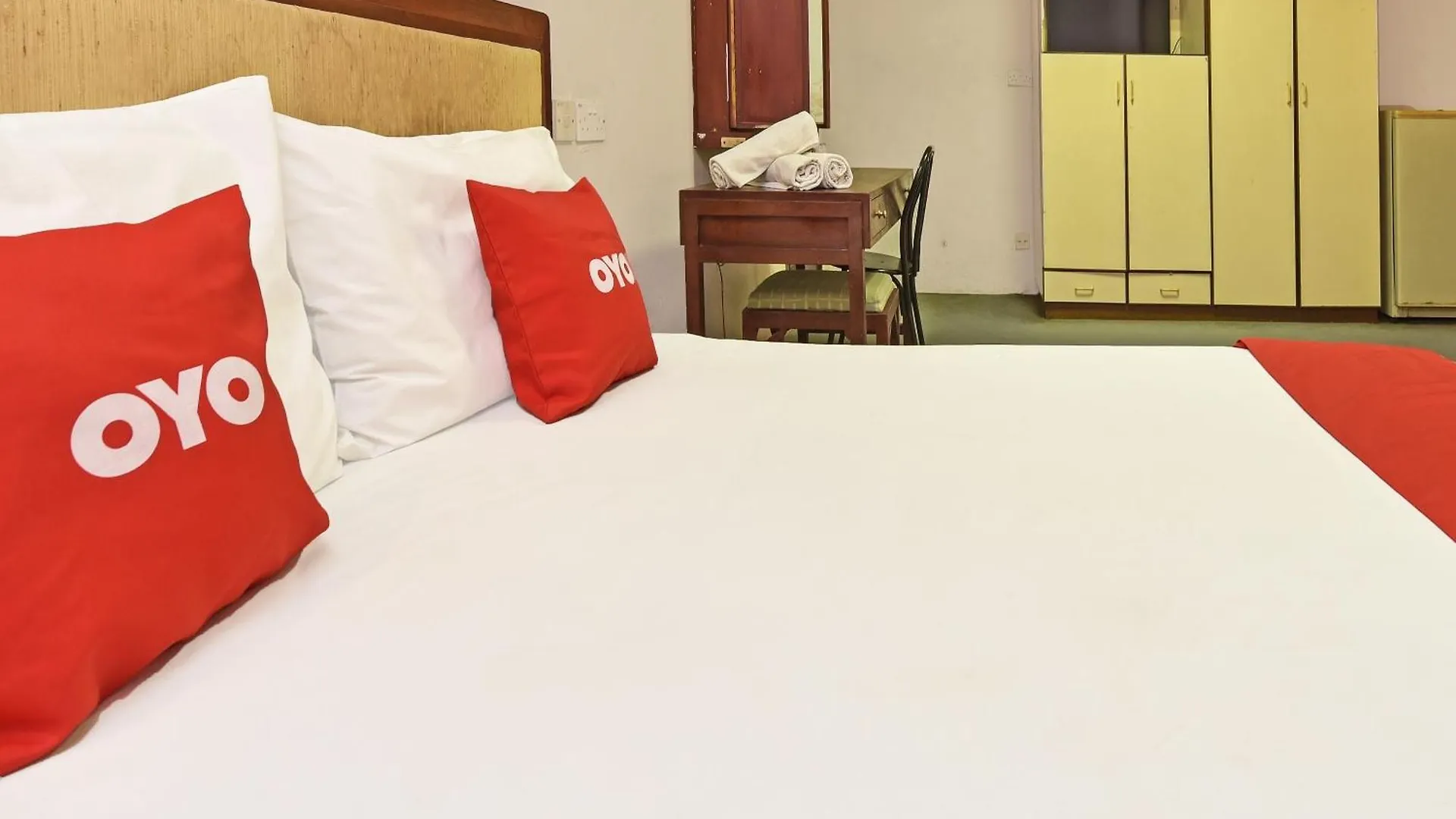 Hotel Super Oyo 90599 Villa De Rose Johor Bahru