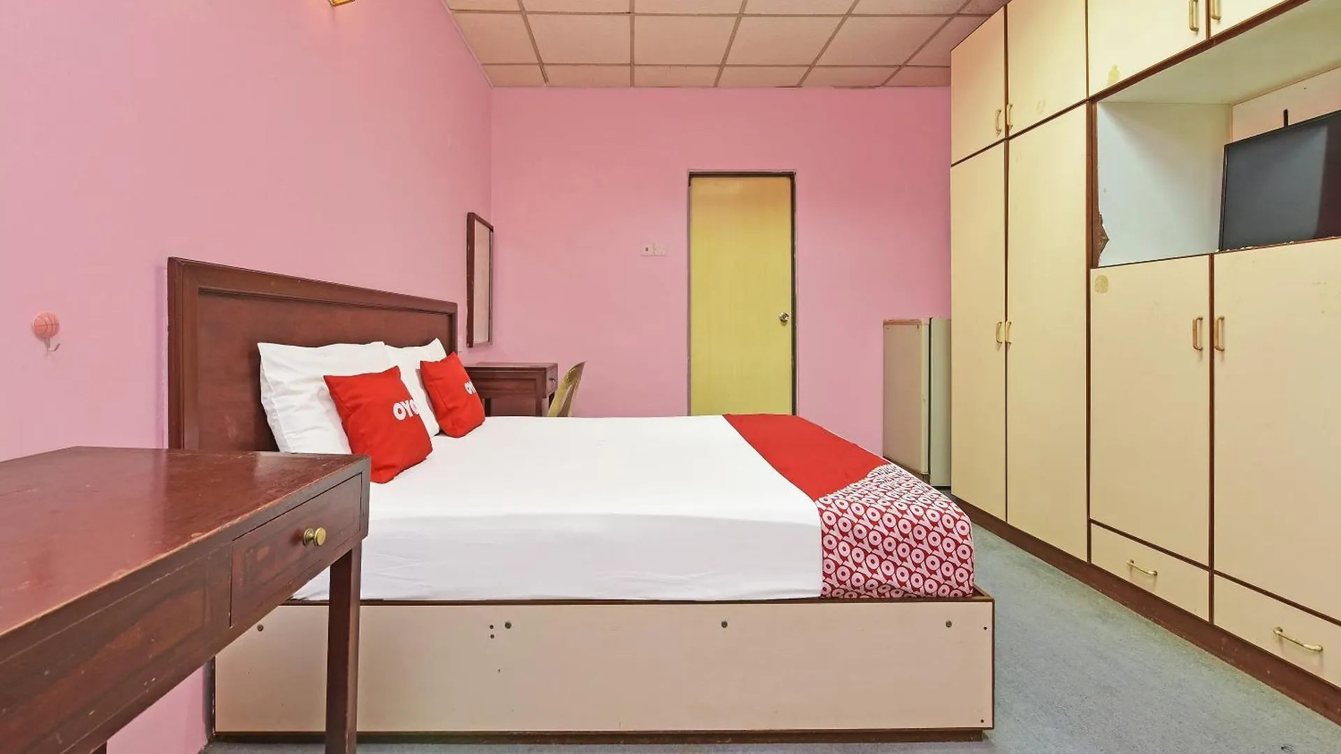 Super Oyo 90599 Villa De Rose Johor Bahru Malaysia