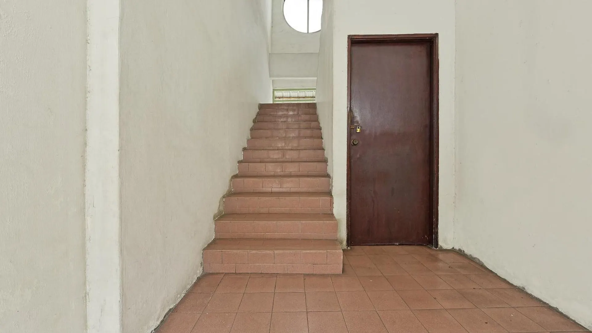 Super Oyo 90599 Villa De Rose Johor Bahru